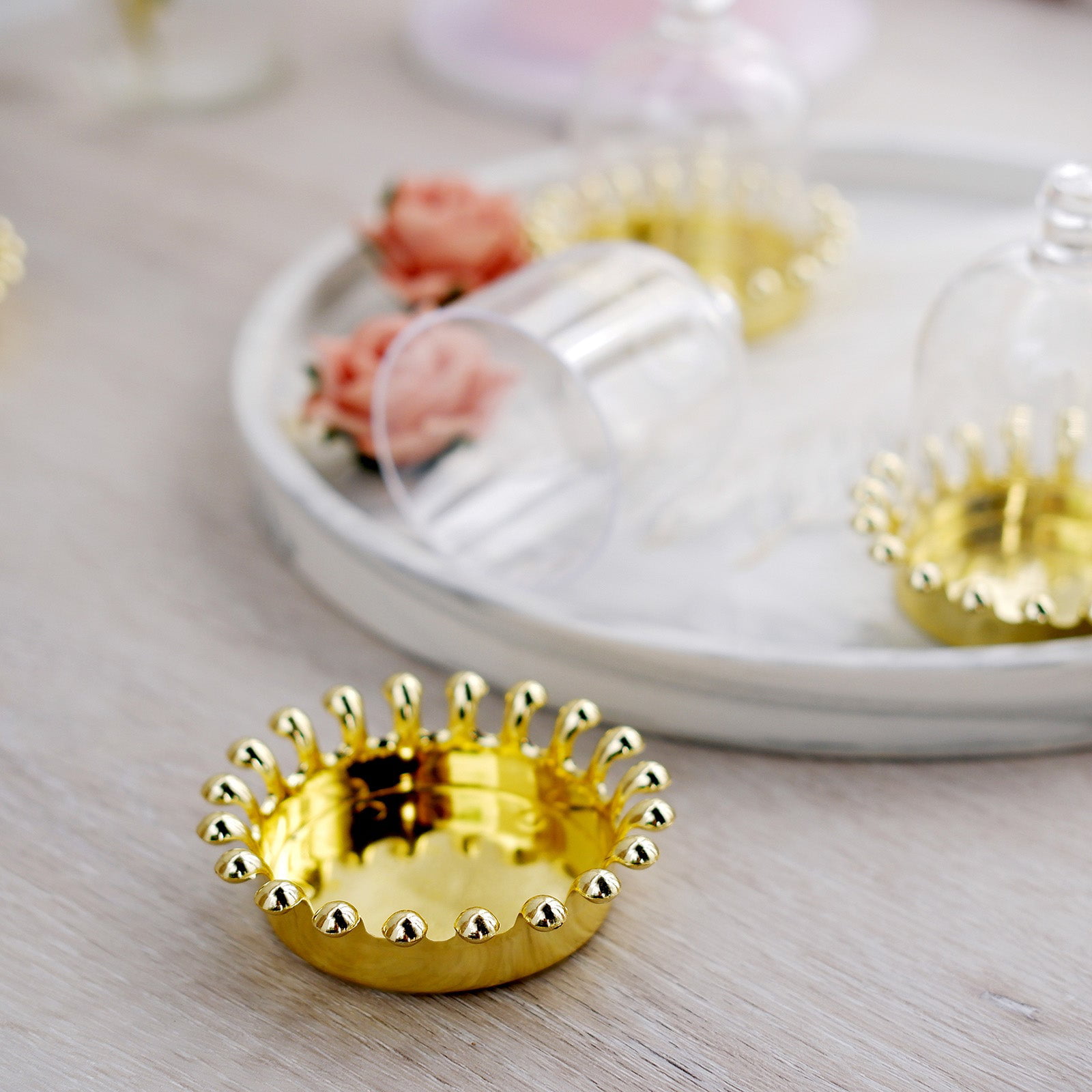JJYHEHOT 12 PCS Gold Crown Candy Boxes with Dome, Crown Party