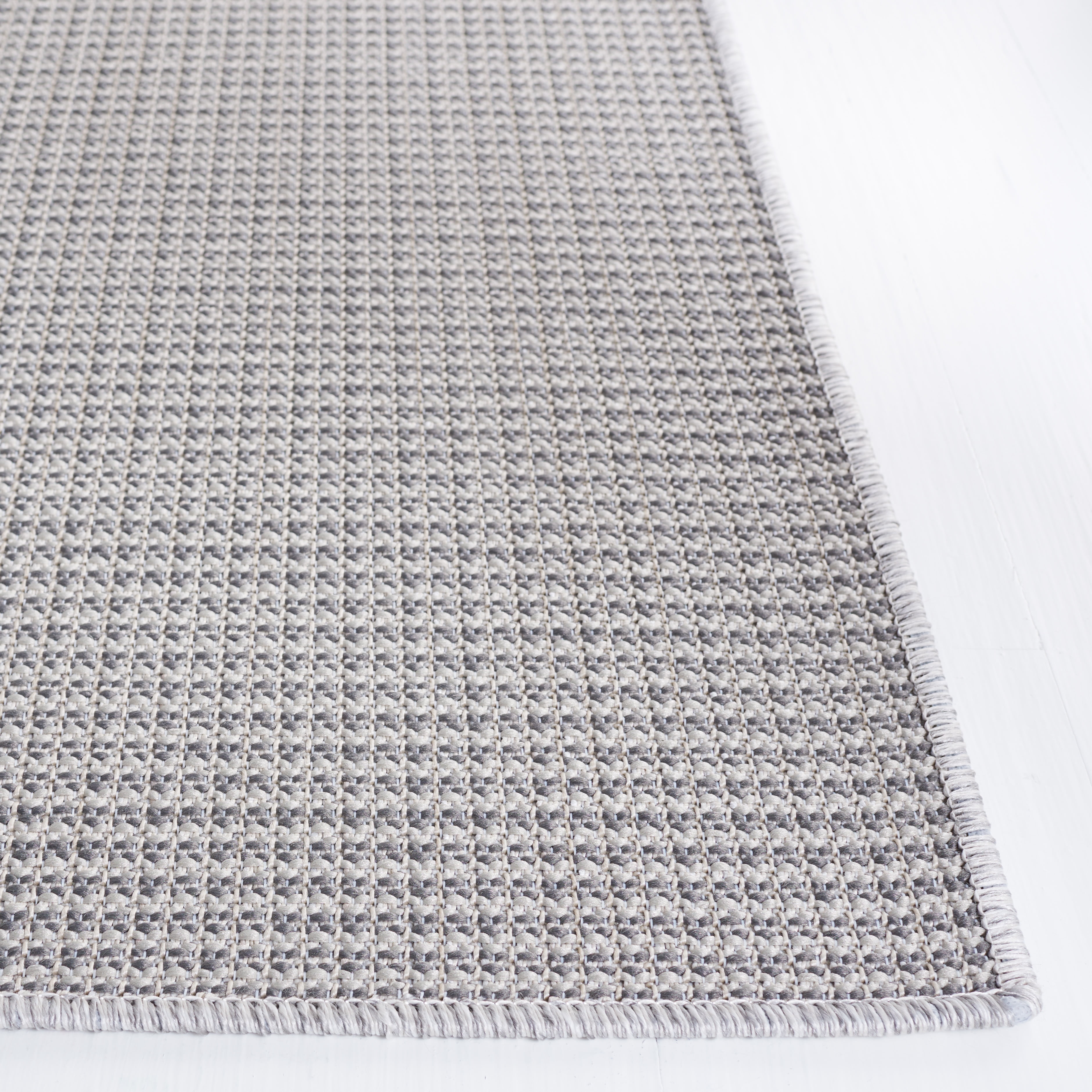 SAFAVIEH Martha Stewart Hampton Solid Indoor/Outdoor Area Rug, Grey, 6'5" x 9'6"