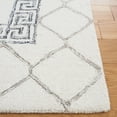 thumbnail image 3 of SAFAVIEH Casablanca Claudia Medallion Area Rug, Ivory/Black, 8' x 10', 3 of 8