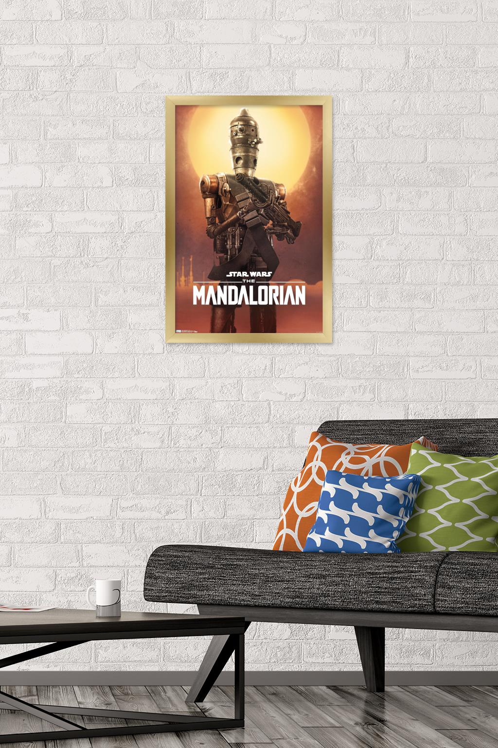 Star Wars: The Mandalorian - IG-11 Wall Poster, 14.725" x 22.375", Framed