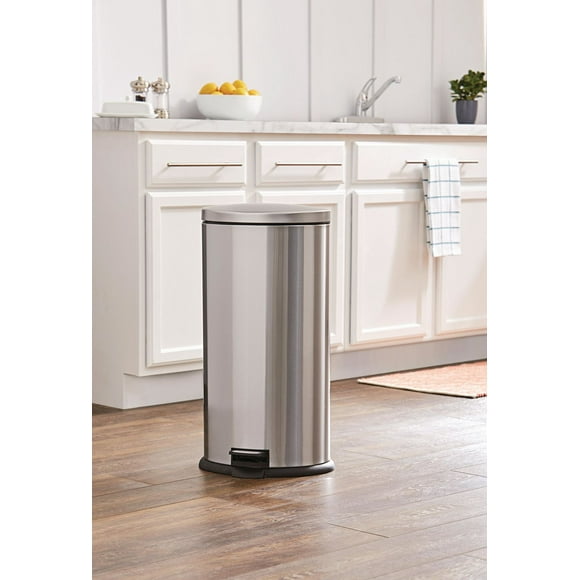 Hometrends 30 Litre Stainless Steel Pedal Bin, Oval, Oval/30 Litre