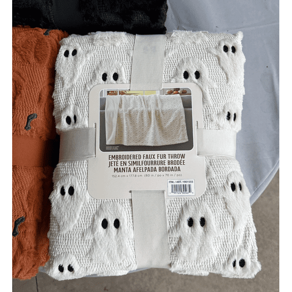 Halloween Spooky Embroidered Throw Blanket Soft Warm Couch Bedroom Fall Home Decor Holiday Gift(27.6"*39.4",Ghost)