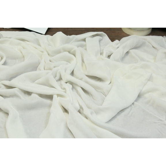 DECORATIVE SILK INC. SILK RAYON VELVET SOLID FABRIC 45” WIDE By The Yard ( OFF-WHITE )