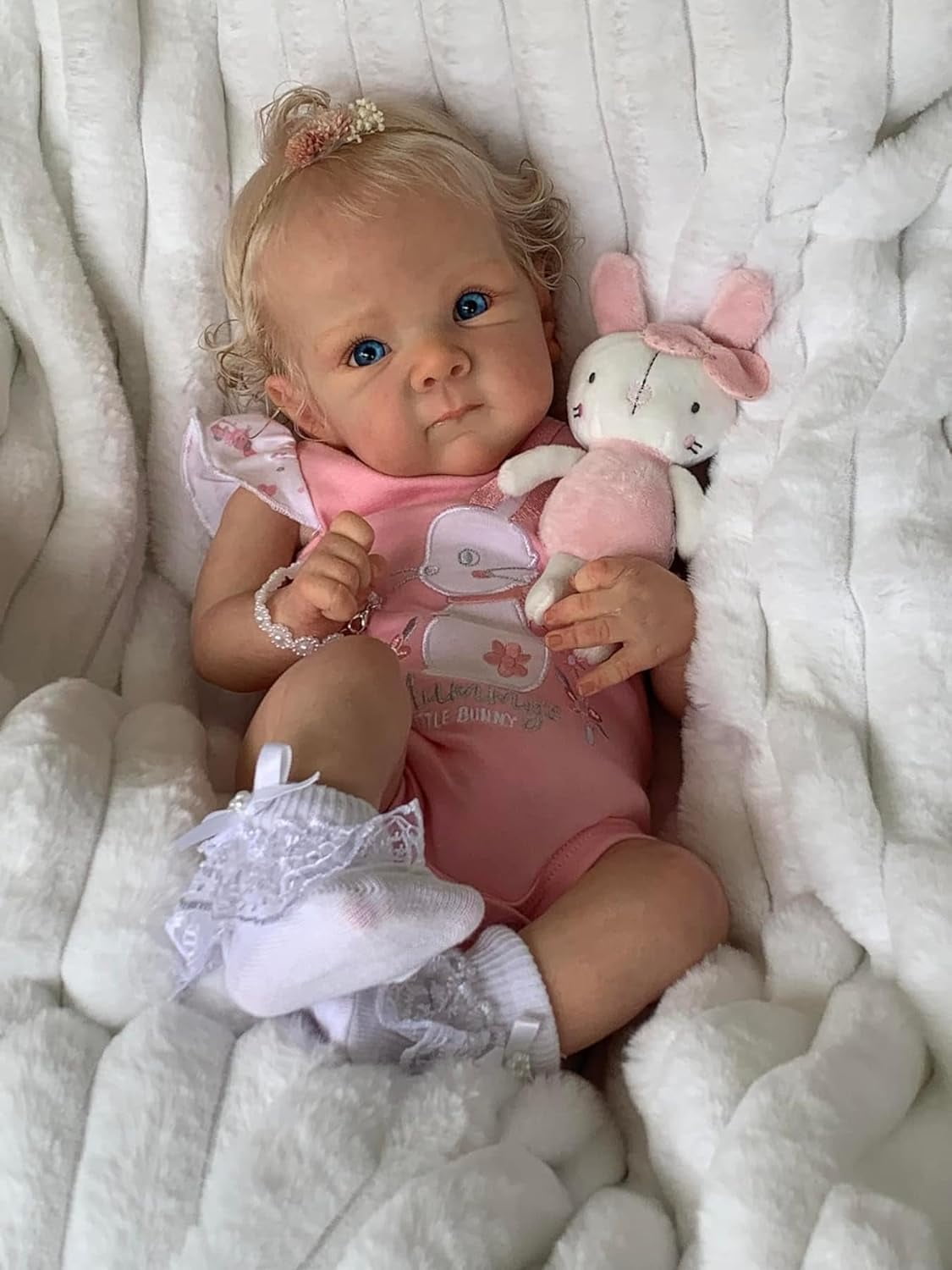 Lifelike Reborn Baby Dolls - 18 Inch Realistic Newborn Baby Doll with Weighted Soft Cloth Body Real Life Baby Dolls with Blonde Hair Birthday Gift for Kids Age 3+