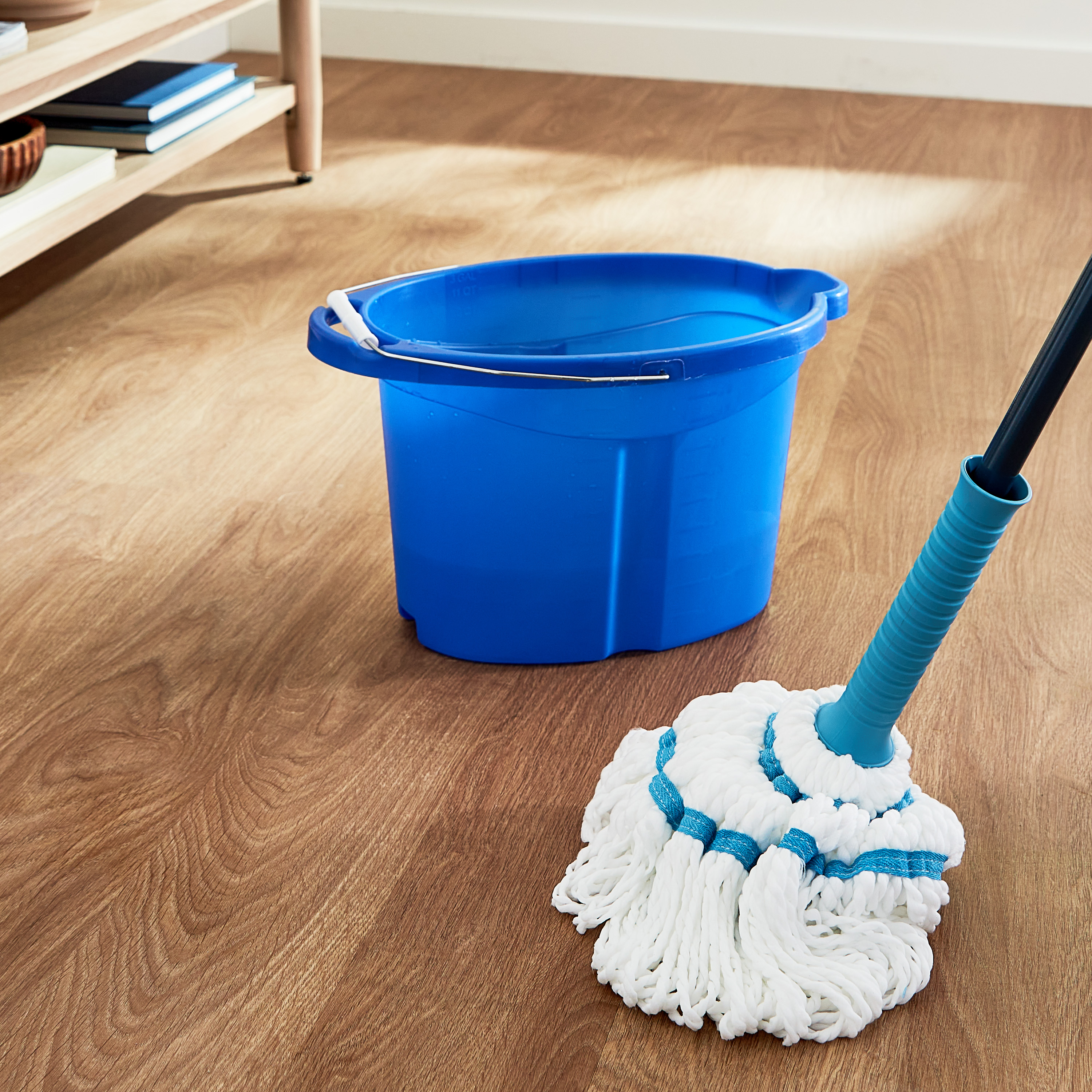 Great Value Microfiber Twist Mop with Self-Wringing Ratchet photo 3