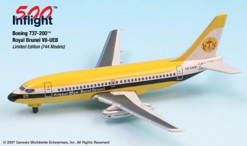 United 76-93 767-200 Airplane Miniature Model Plastic Snap-Fit 1:200 Part# ABO-76720H-002