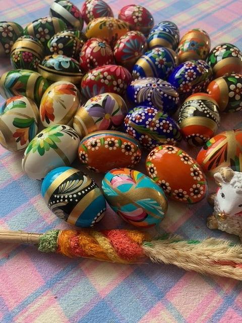 Large Vesplo Hand Painted Assorted Wooden Easter Eggs (6 Pieces)