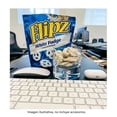 thumbnail image 4 of Pretzels Flipz cobertura sabor a chocolate blanco 141g, 4 of 4