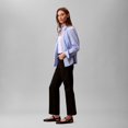 thumbnail image 2 of Jeans Calvin Klein de mujer tiro alto bootcut al tobillo negro, 2 of 5