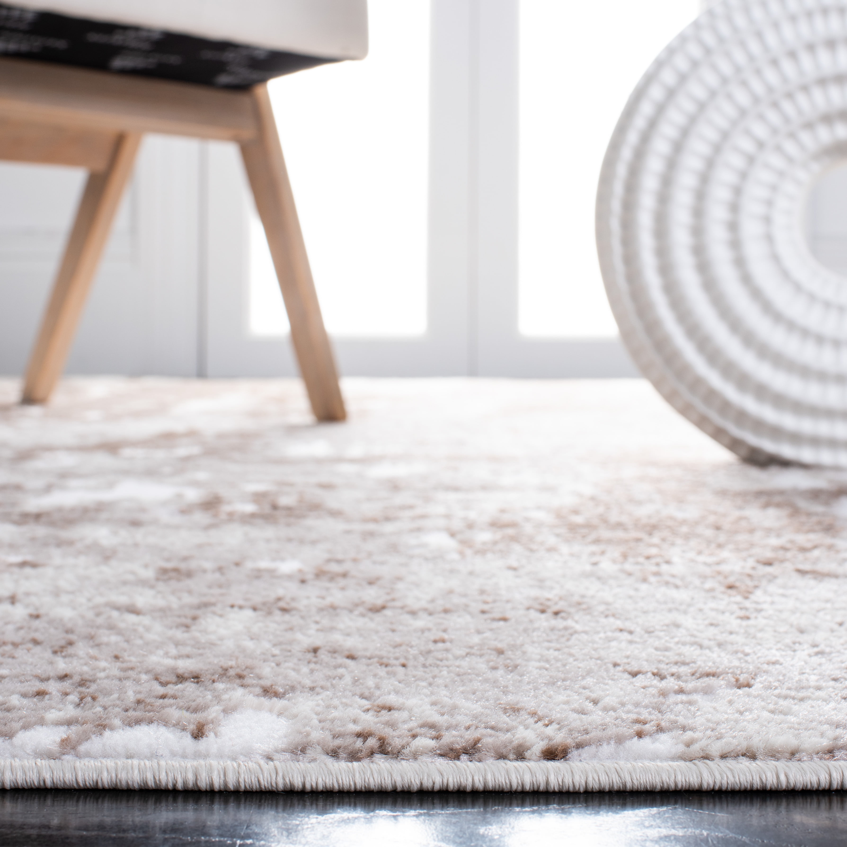 SAFAVIEH Skyler Jacques Distressed Area Rug, Grey/Brown, 8' x 10'