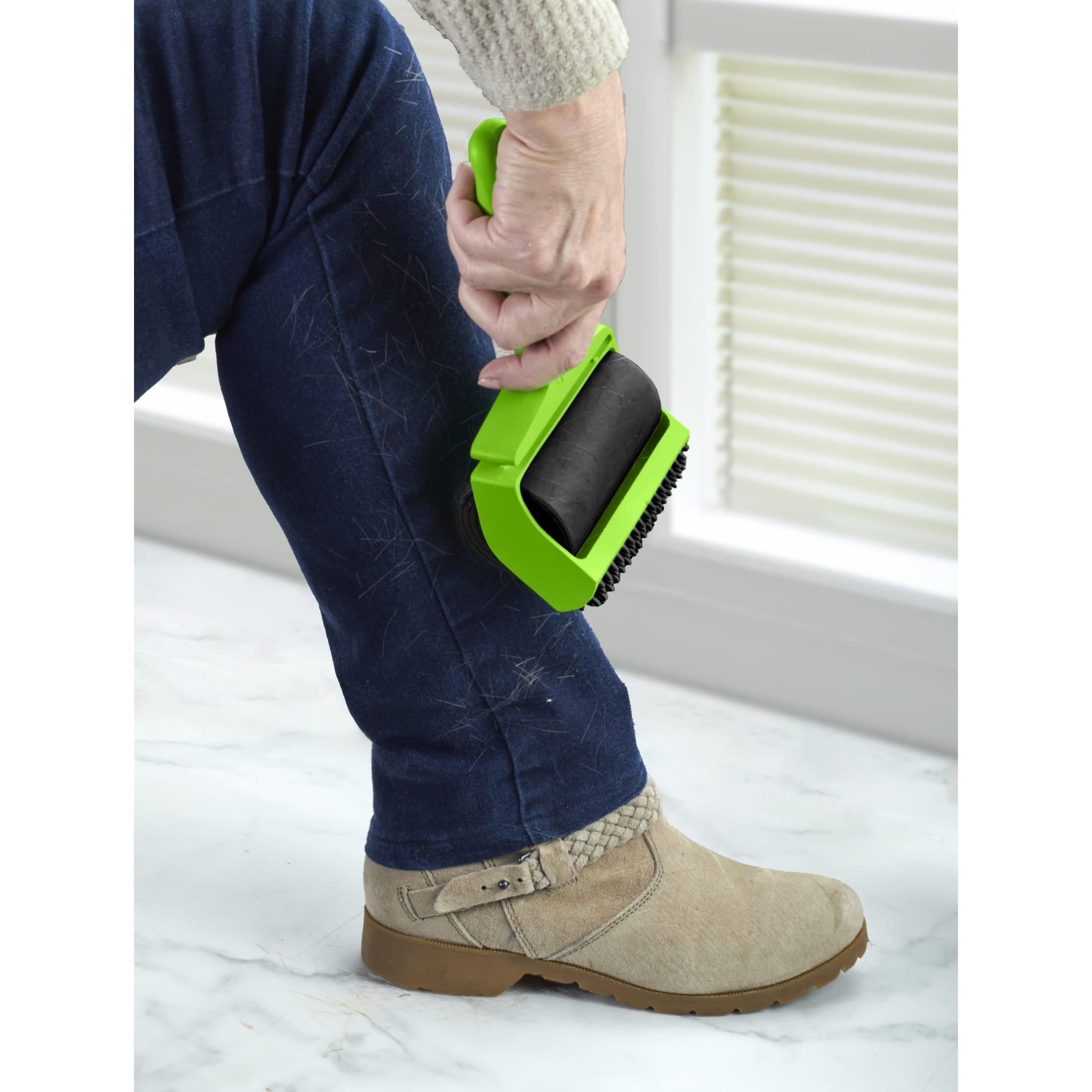 Evercare Reusable Washable Gel Lint Roller with T-Handle for Pets, Clothing, and Furniture