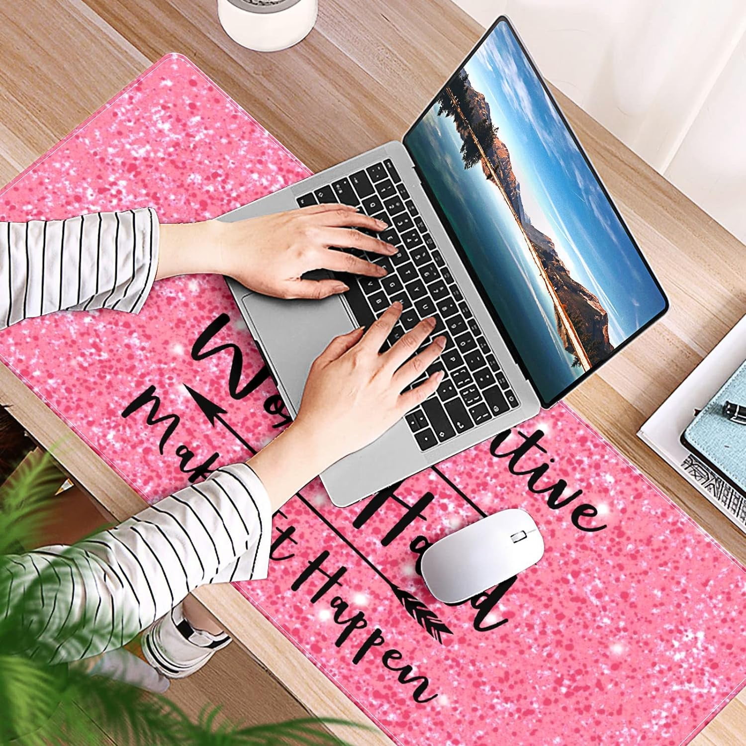 Glitter Pink Starlight Gradient Desk Mat, Desk Accessory, Cute Workspace, Trendy Workspace, Trendy, 35.4x15.7in Large Gaming Mouse Pad, Cute Desk Topper, Pretty Desk Pad