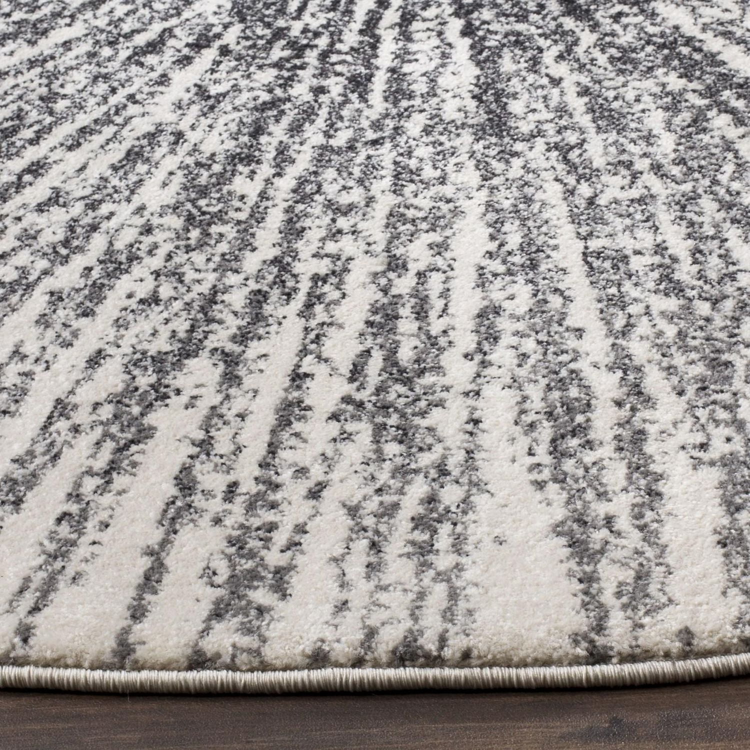 Safavieh Evoke Vana Abstract Geometric Area Rug