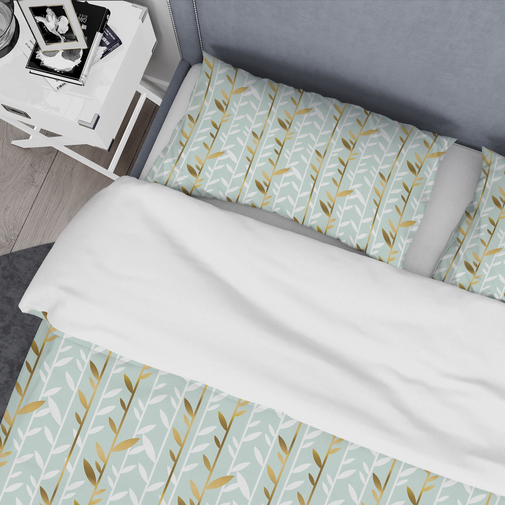 Designart 'Golden Foliage I' Mid-Century Modern Duvet Cover Set