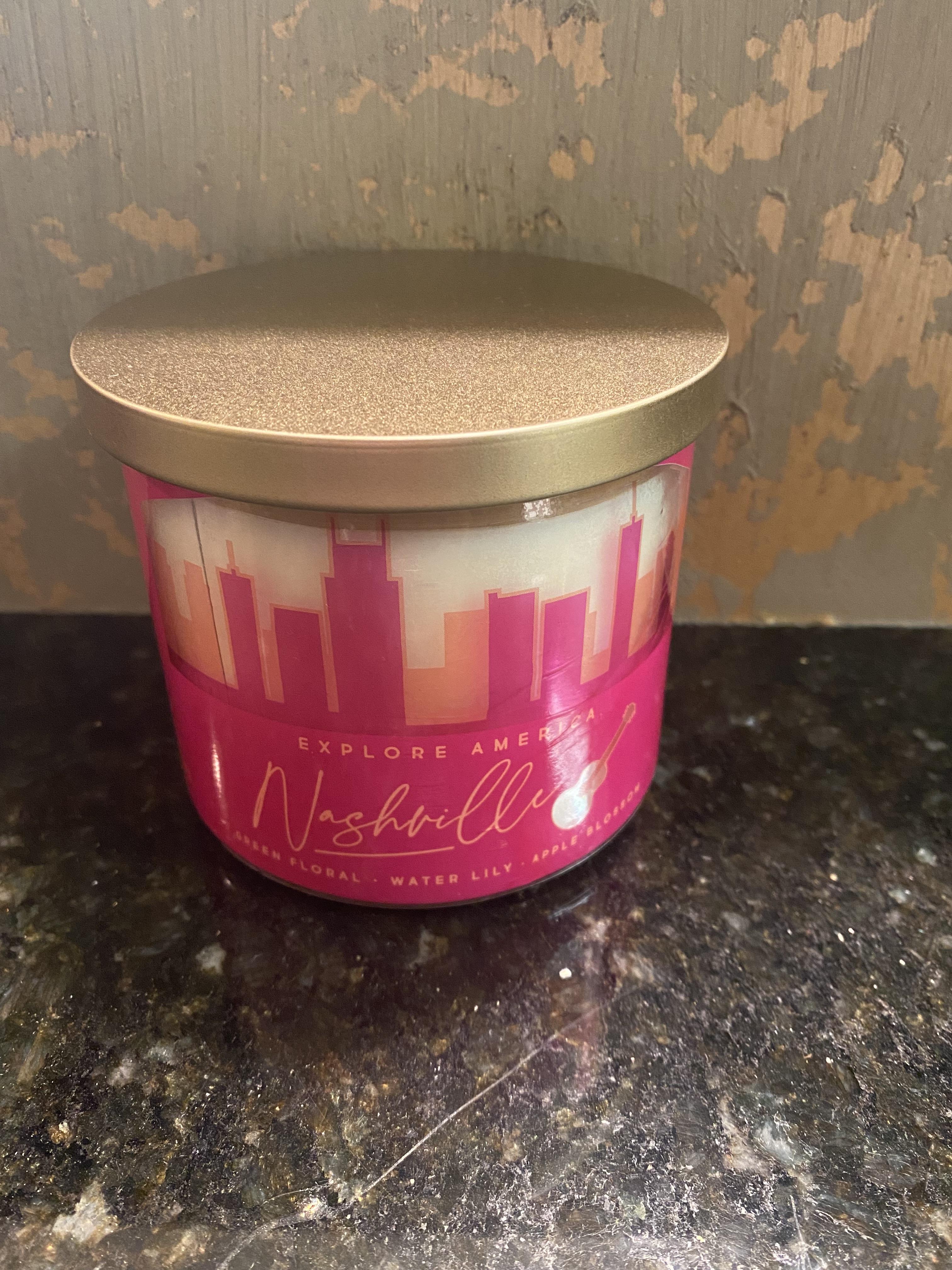 Mainstays 14 Ounce 3 Wick Candles Nashville and Great Smoky Mountains
