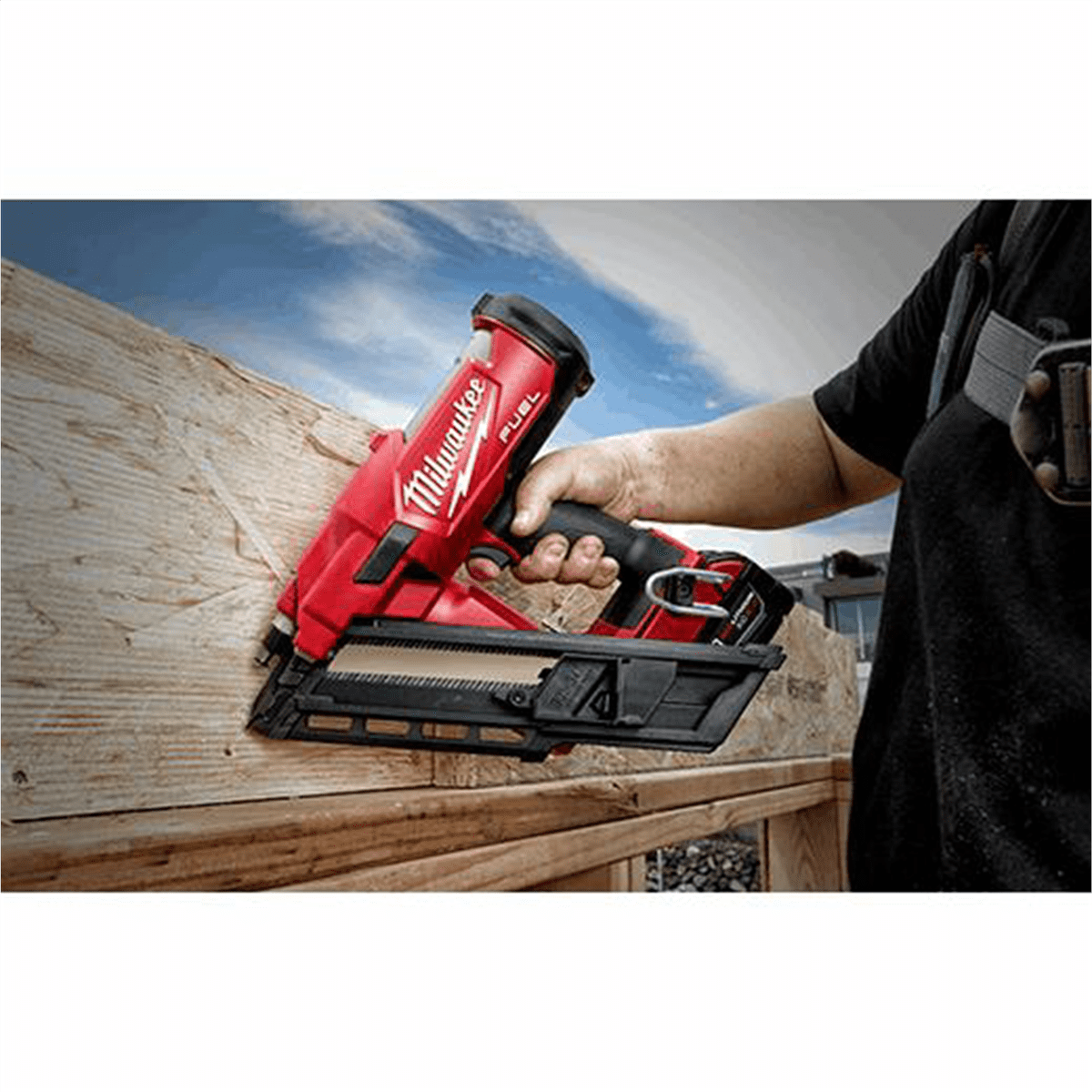 Milwaukee 2745-20 3.5" 18V 30 Degree Cordless Framing Nailer (Tool Only)