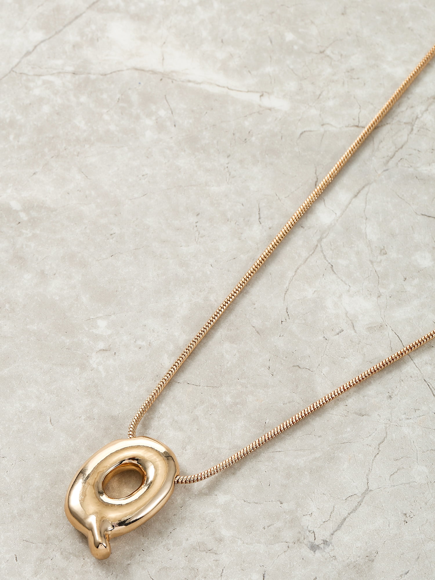 No Boundaries Goldtone Initial Bubble Letter Necklace, 1 Piece, Letter Q