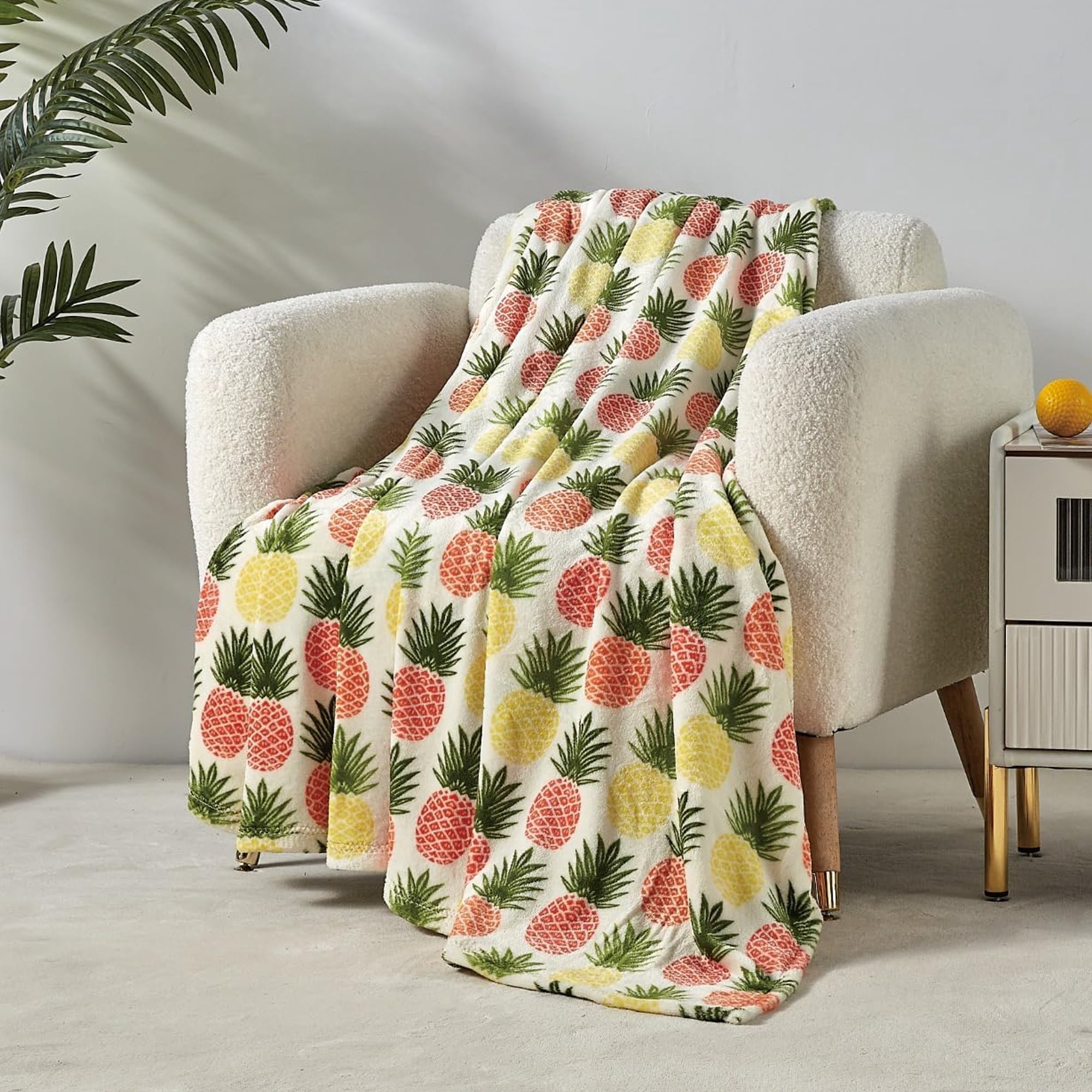 Faith, Hope, Love Home Décor Extra Heavy and Plush Throw Blanket (50" x 70") - Tropical Pineapple
