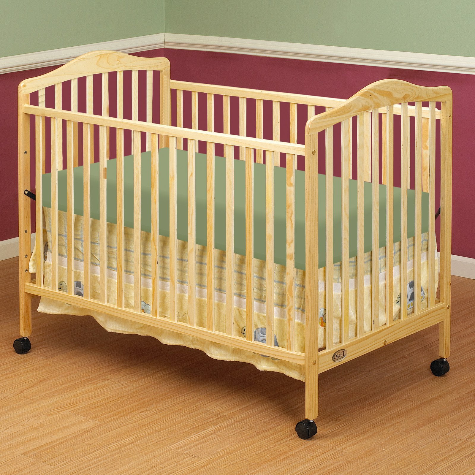 Annabelle 4-In-1 Convertible Crib