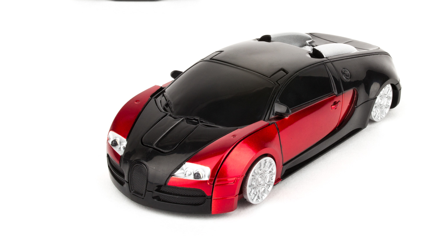 wall climbing transformable robot car