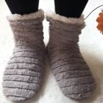 thumbnail image 2 of Calcetines de Mujer Forrados de Vellón Térmicos Antideslizantes para Niñas Gris Macarena, 2 of 8