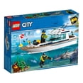 thumbnail image 1 of Set LEGO City Yate de Buceo 60221, 1 of 3