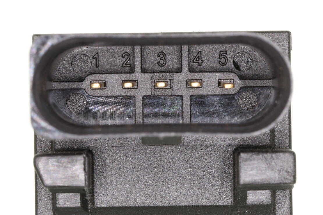 VEMO V10-73-0490 Switch, clutch control (cruise control)