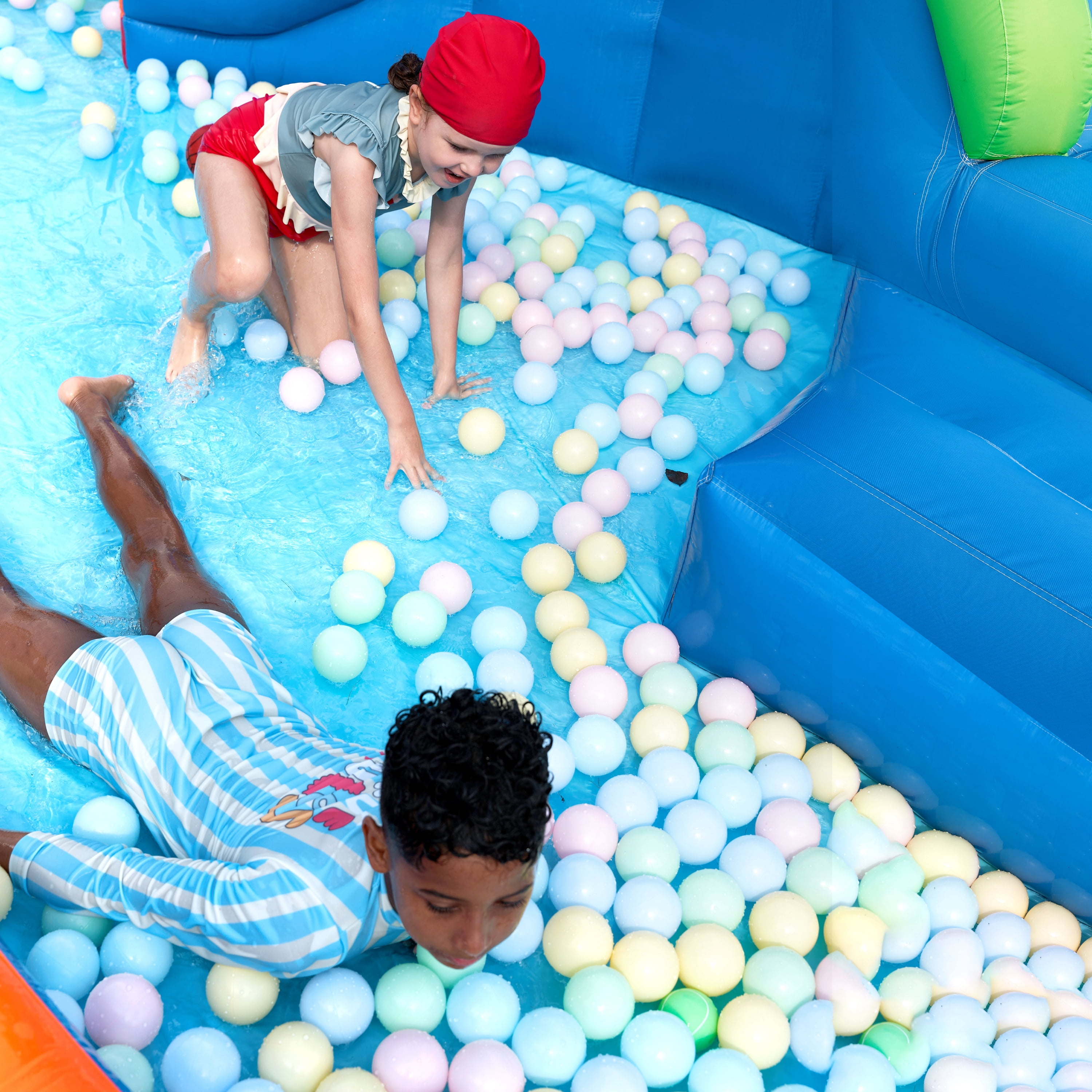 Joyfy Inflatable Water Slide Shark Bouncy House, Kids Bounce House with Splash Pool, Slide, Basketball Hoop, Climbing Wall, Water Cannon, Jumping Castle for Kids 3-12, Indoor & Outdoor