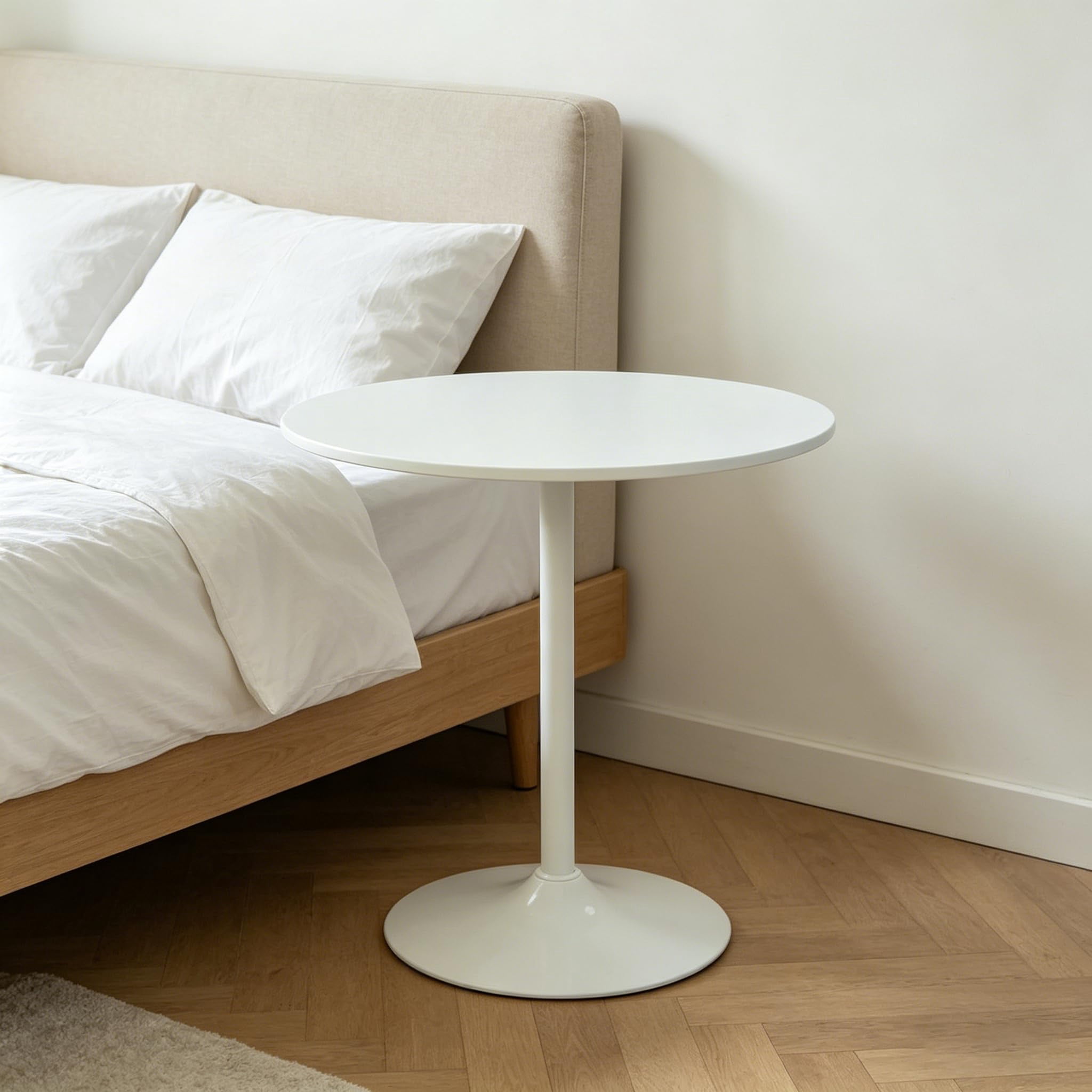 31.5" Dining Table for 2-4 with Enlarged Pedestal Base, Round Bar Table Top, Kitchen Table for Kitchen Living Room Cafe Small Spaces, White