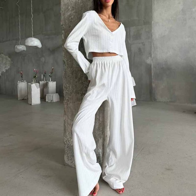 Traje de moda 2025 para mujer, para el hogar, para tiempo libre, de color liso, con ombligo descubierto, manga larga, pantalones y parte superior abotonada.