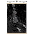 thumbnail image 2 of Michael Jordan - Noir et blanc, 2 of 4