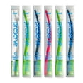 thumbnail image 1 of Cepillo de dientes con funda de viaje, cerdas medianas, 6 unidades, 1 of 3