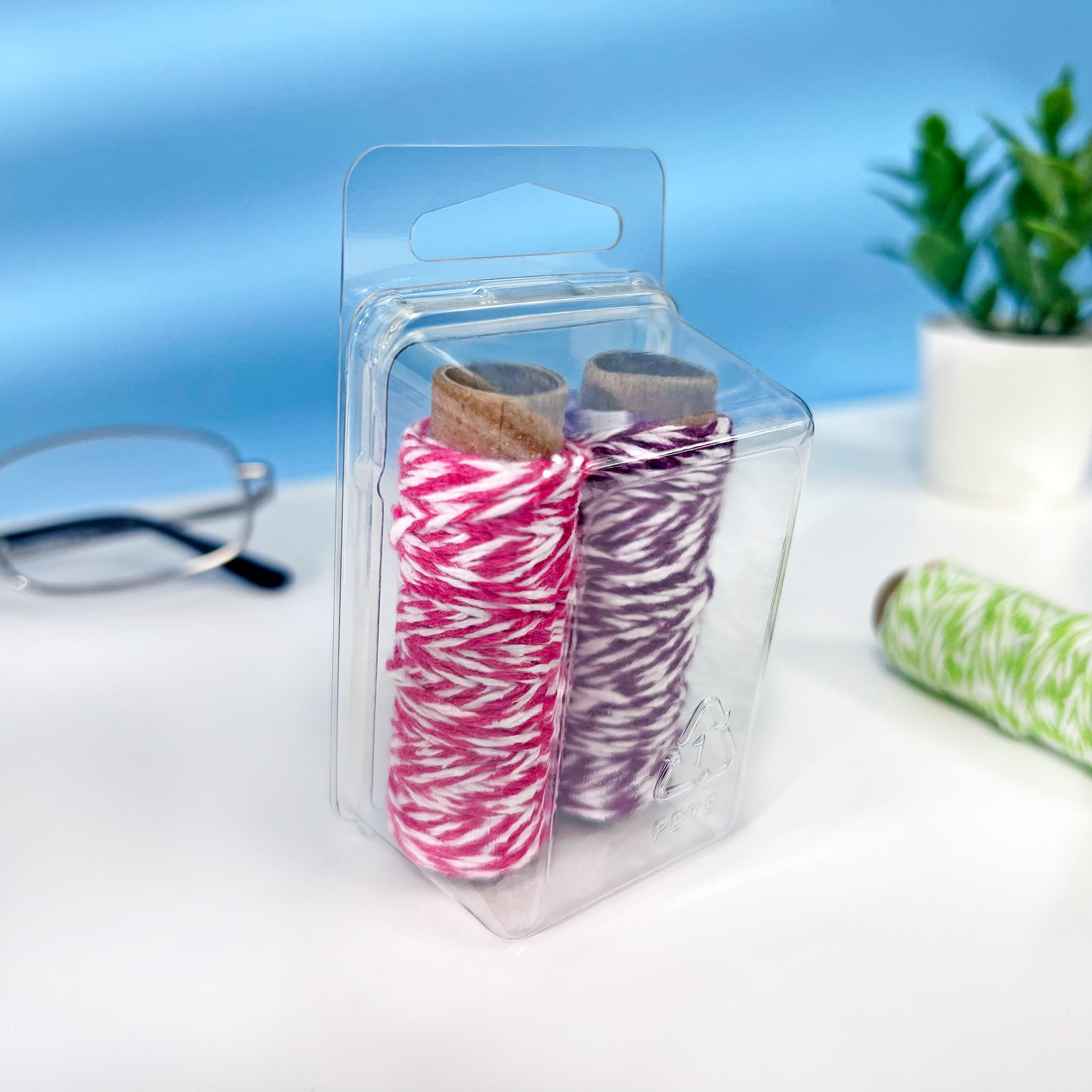 Collecting Warehouse Clear Plastic Clamshell Package / Storage Container, 2.31" H x 1.5" W x 1.25" D, Pack of 100