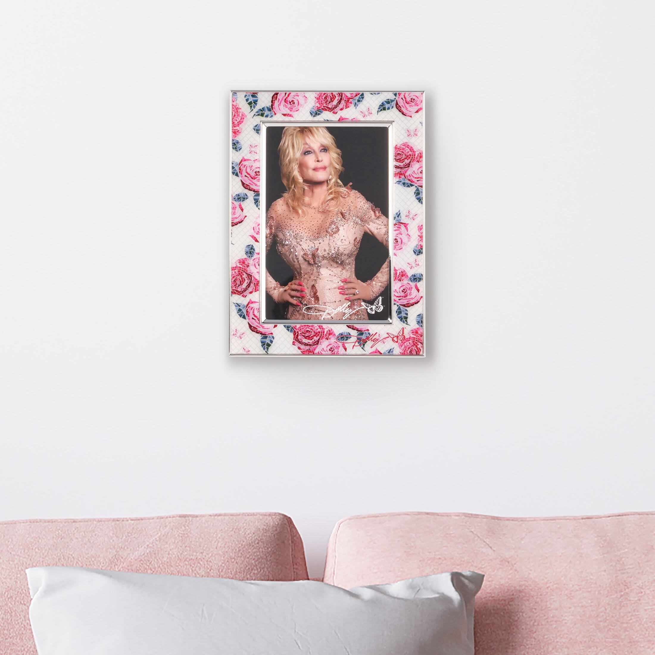 Dolly Parton 5.5X7.5 in Roses Enmel Frame - 4X6