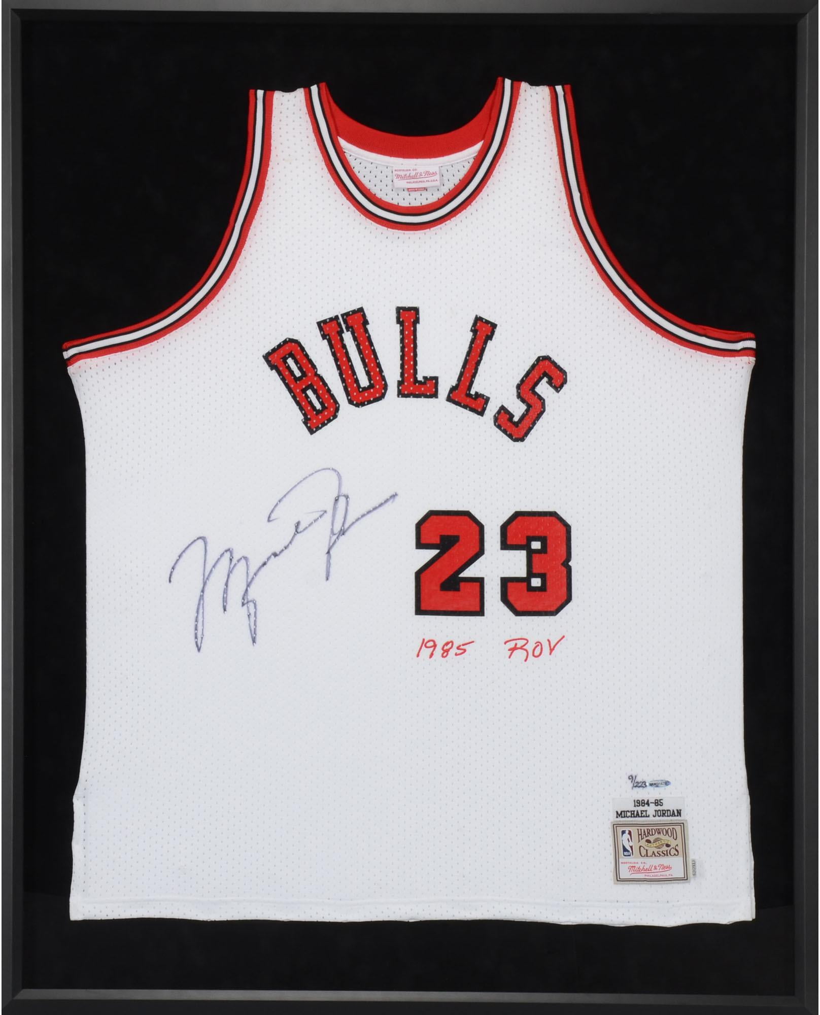 authentic signed michael jordan jersey