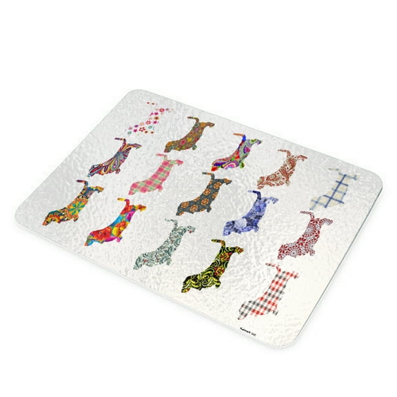 KuzmarK Glass Cutting Board - Basset Hound Dog