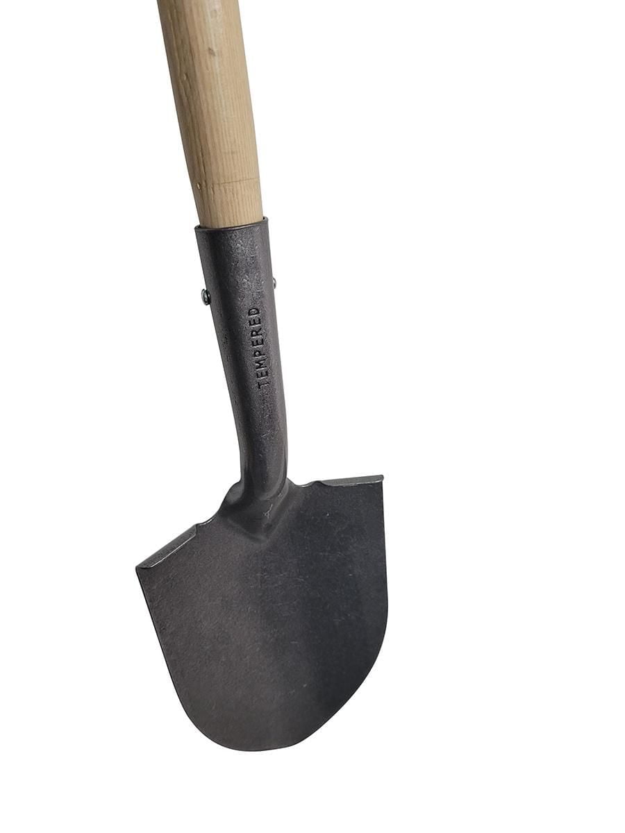 Farm Tuff 6.25" wide round point shovels, set of two -33 in & 48 in. handles
