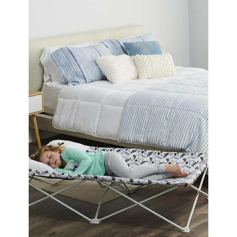 Regalo My Cot Pal Extra Long Portable Toddler Bed Eye Lashes, White