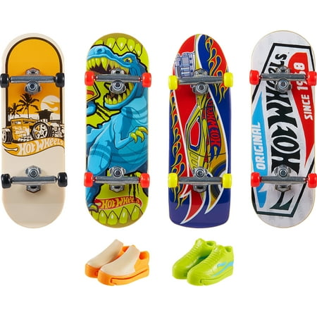 Hot Wheels Skate Set of 4 Fingerboards & 2 Sets of Skate Shoes (Styles May Vary)