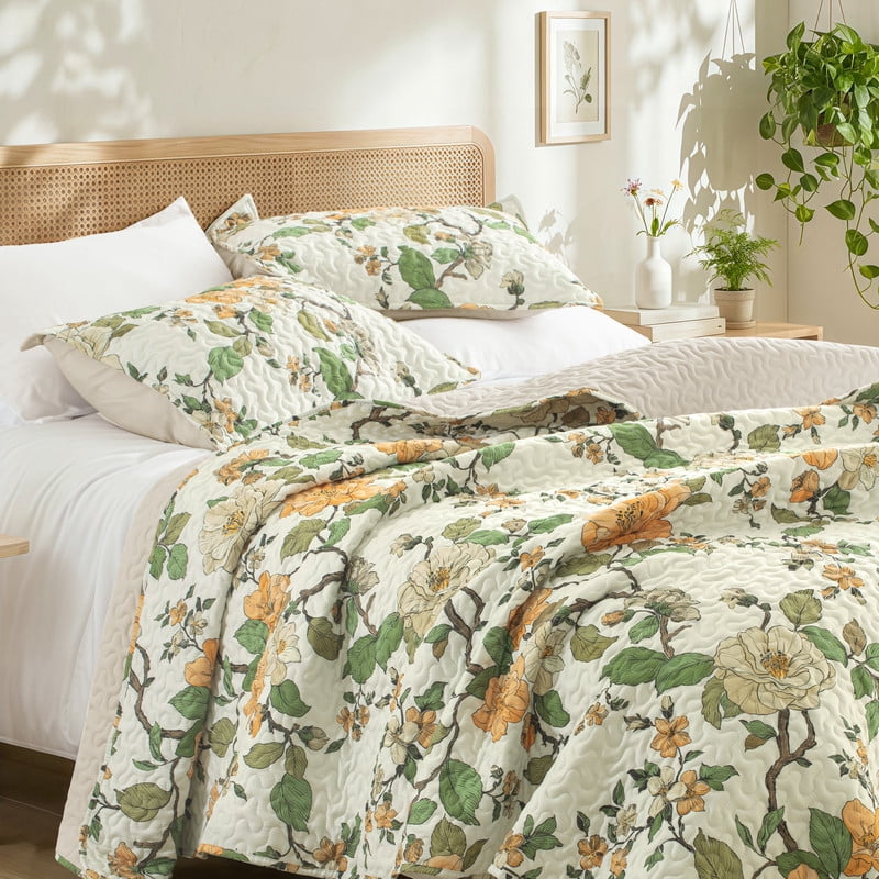 Exclusivo Mezcla Floral Twin Size Quilt Set, Yellow Twin Quilt Bedding Set with Cottagecore Garden Pattern, Reversible Lightweight Bedspreads Coverlets (68"x88")