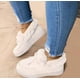 thumbnail image 4 of Zapatos de mujer acolchados de algodón, otoño e invierno, tallas grandes, punta redonda, suela gruesa, forro polar, zapatos de costura, botas de nieve, 4 of 5