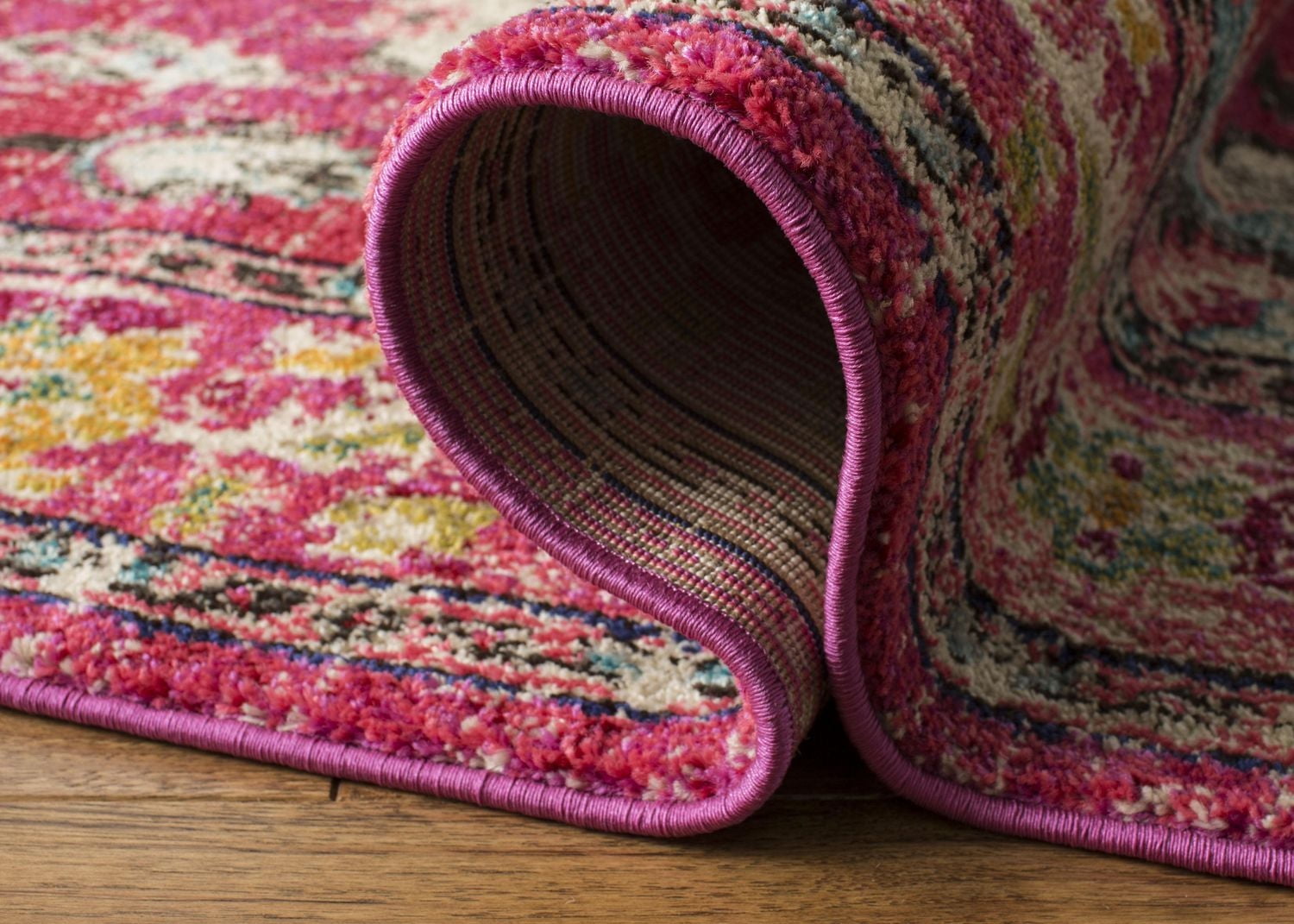 Safavieh Monaco Toria Traditional Area Rug