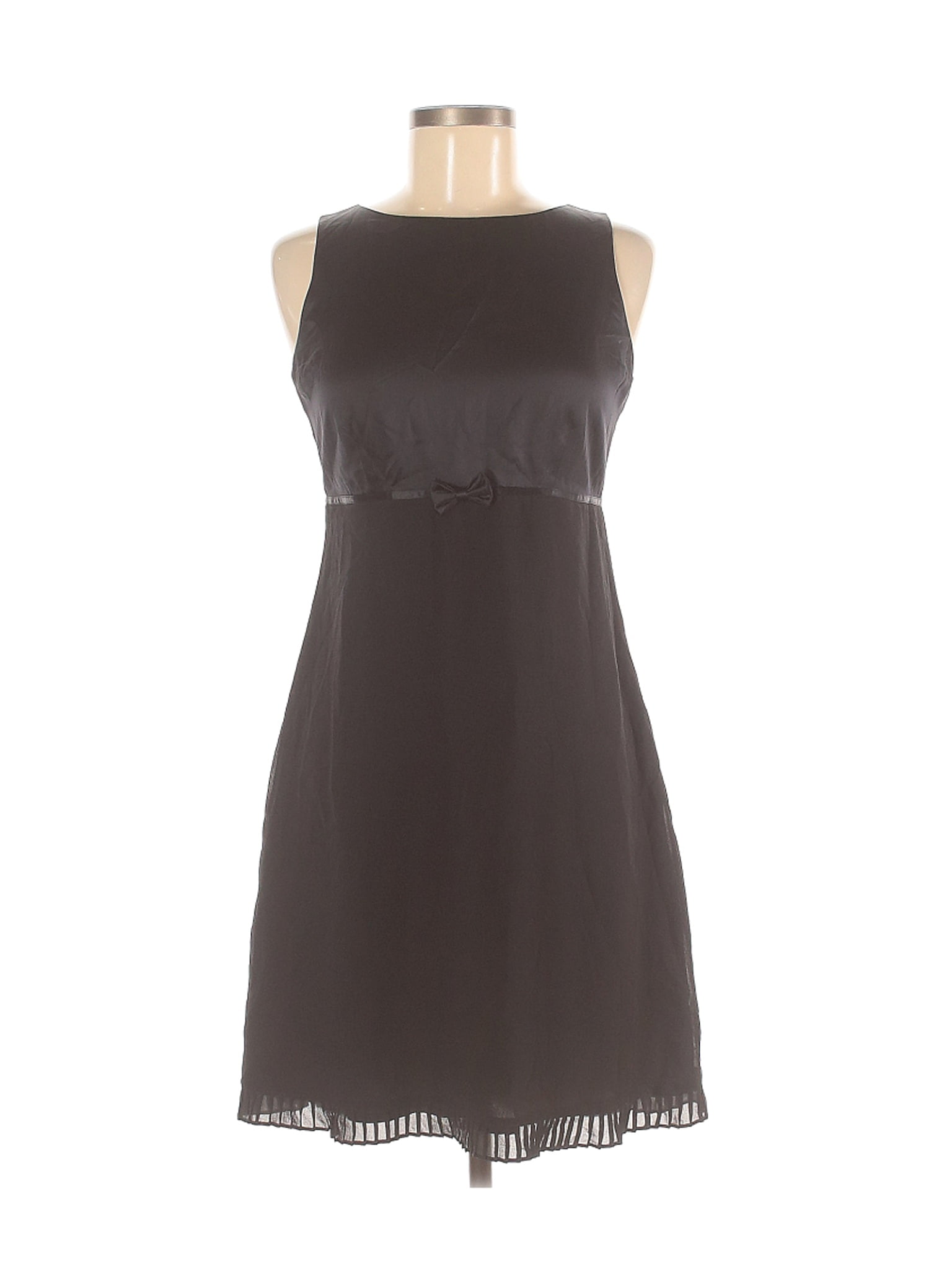 Laura Ashley - Pre-Owned Laura Ashley Women's Size 6 Cocktail Dress ...