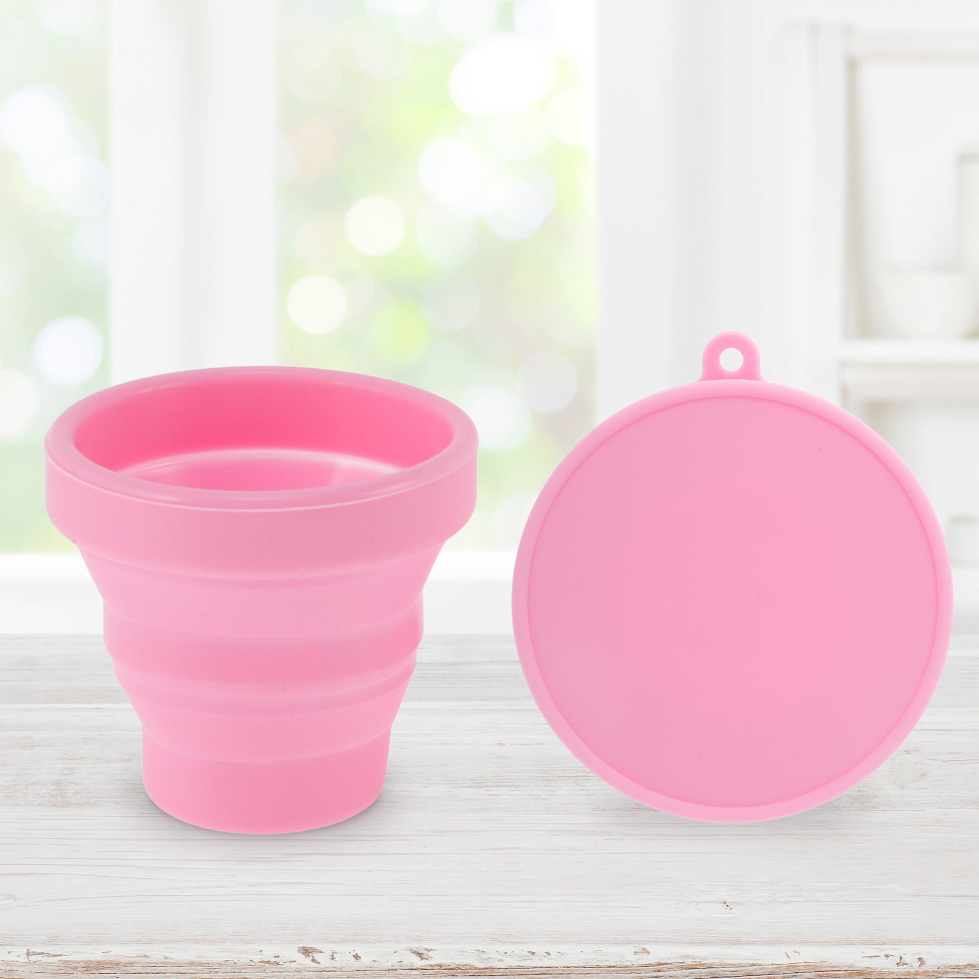 Unique Bargains Folding Cup with a Folded Height of 2cm and a Capacity of 100ml Pink