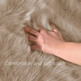 thumbnail image 4 of Alfombra Area Rug Latepis blanca con puntas grises, 180 x 240 cm, 4 of 7