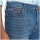 thumbnail image 2 of Vaqueros Tommy Hilfiger Straight Fit para hombre, 2 of 4