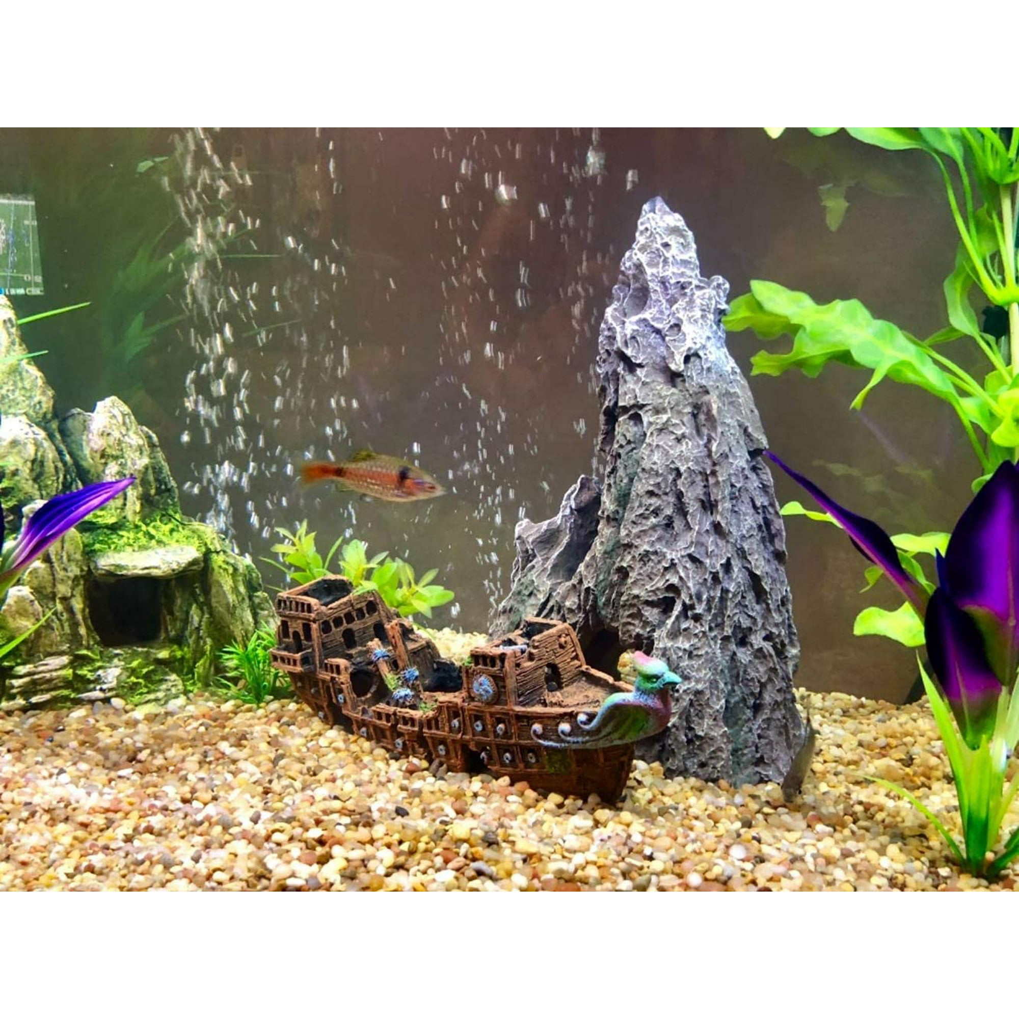 Pirate ship wreck aquarium decoration Made of resin Eco-friendly