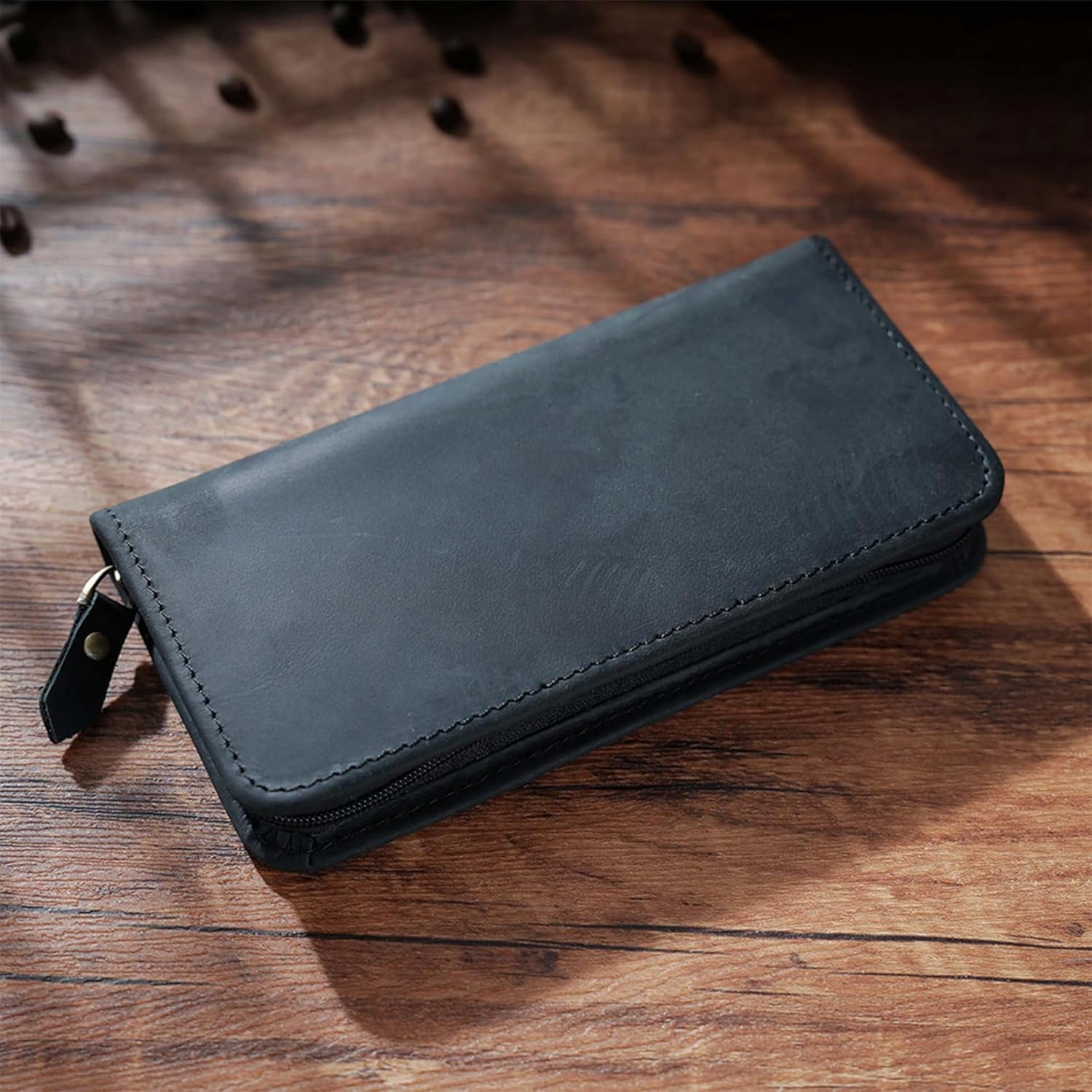 ABPETE Vintage Leather Fountain Pen Case 3 Divided Slots, Zippered Pen Case Pouch, Handmade Display Holder for Rollerball Pen (Black)