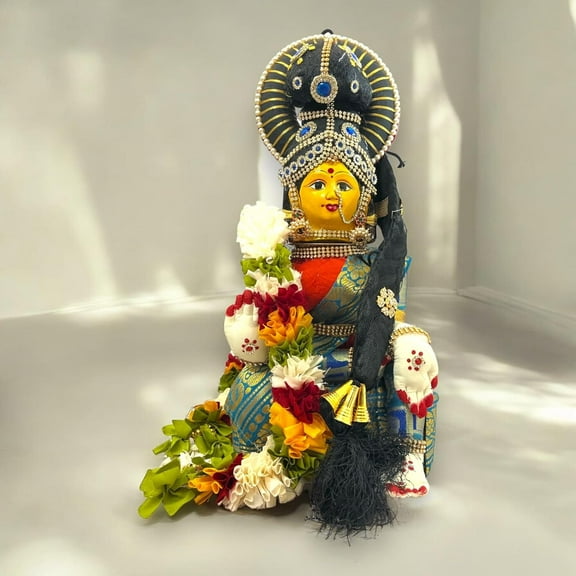 LOVENSPIRE Vara Lakshmi Idol Goddess Face Set Devi MATA for Varalaxmi Vratam Navaratri Margashirsha Vratha Mahalaxmi Pooja Hindu Religious Temple Mandir (15.5 Inches)