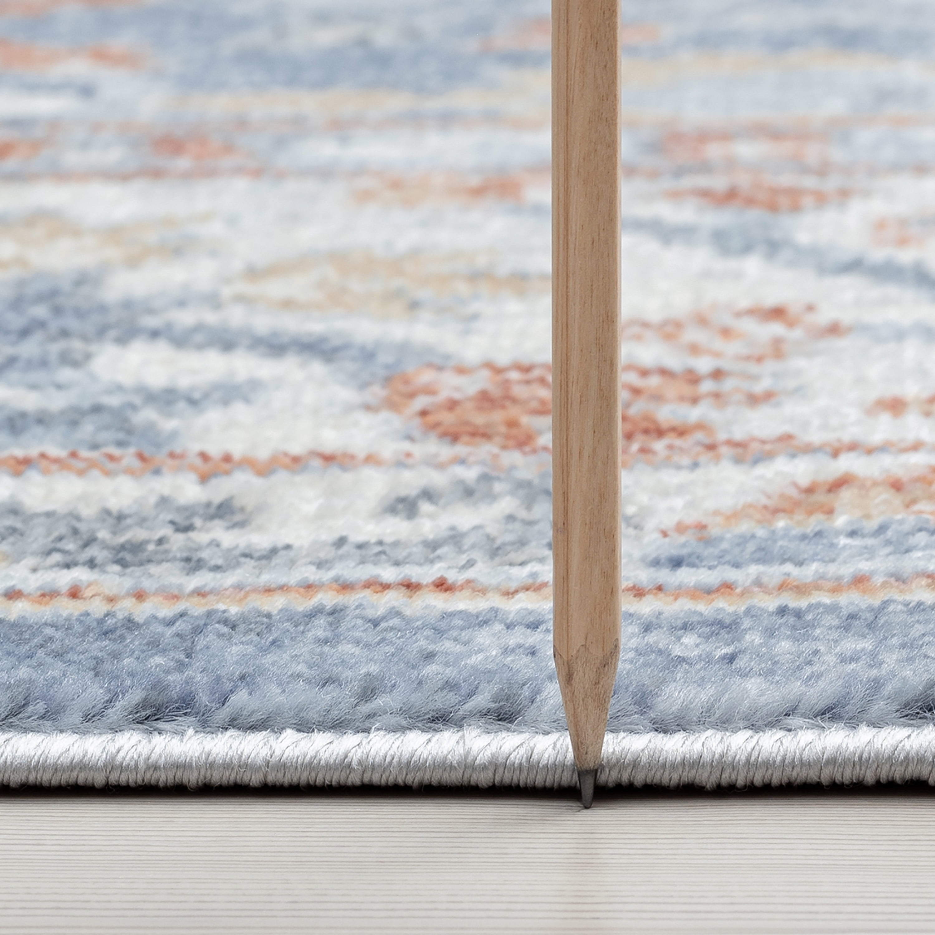 Allure Traditional 2' x 3' Navy and Rust Polypropylene Indoor Area Rug